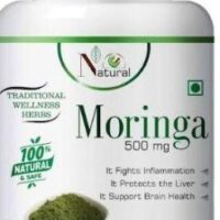 Moringa Capsules Rich in Protiens.